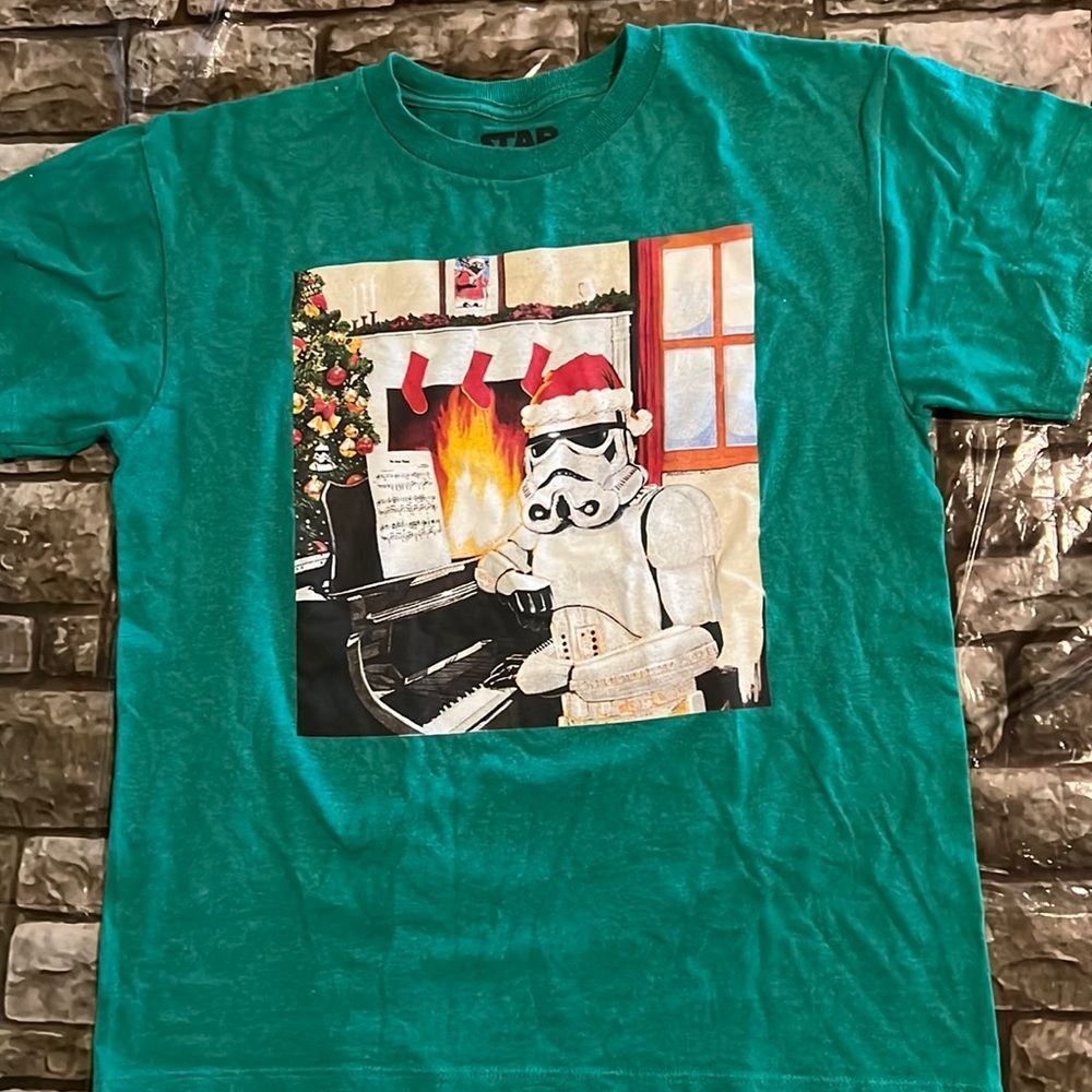 Star Wars Christmas TShirt Size L